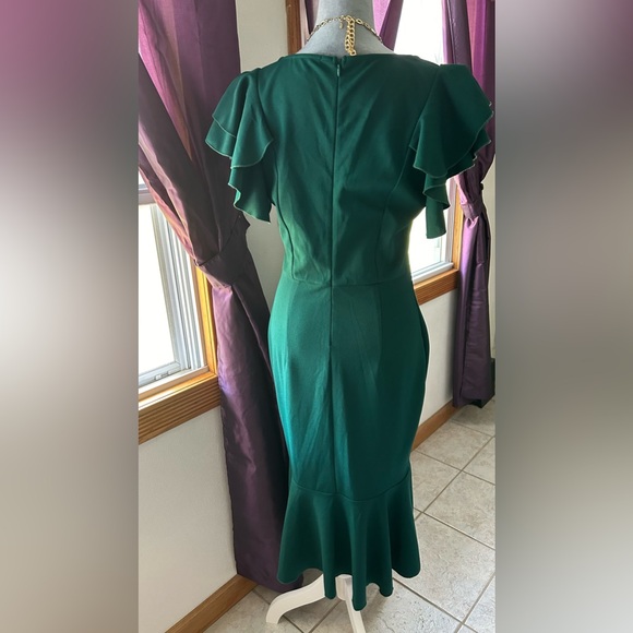 Cocktail, formal dress size medium - Picture 11 of 17